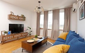 Athenaeum Wonderful View Flat